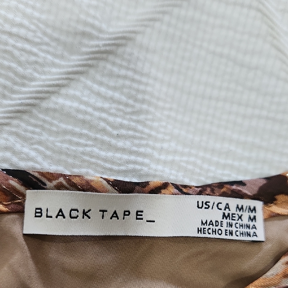 Black Tape_ Brown and Tan Patterned Garment - Picture 4 of 9